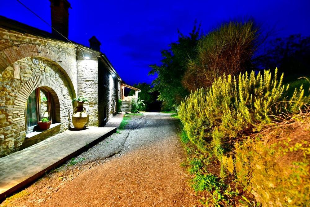 רדיקופאני Agriturismo Corvaia מראה חיצוני תמונה